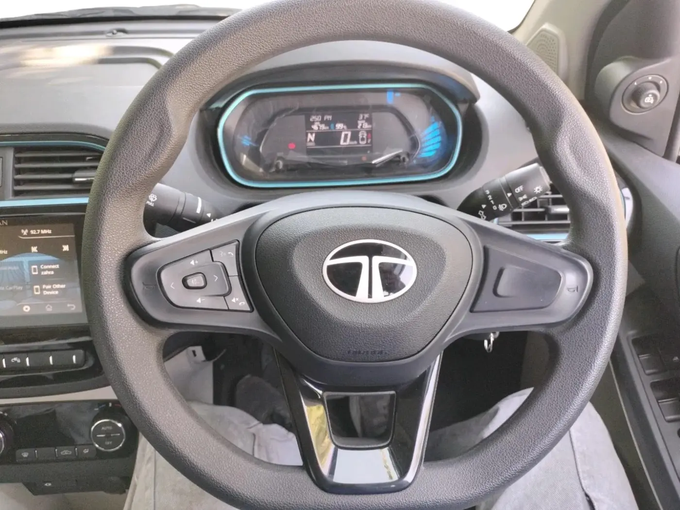 2024 Tata TIAGO EV XT LONG RANGE, Electric, Automatic, 4,679 km, interior