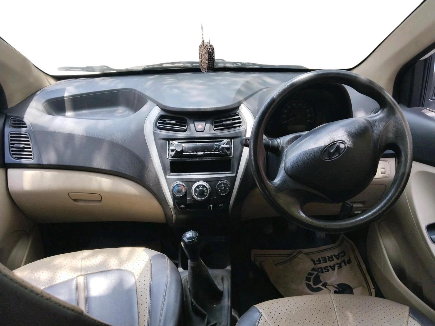 2013 Hyundai Eon ERA +, Petrol, Manual, 1 km, interior