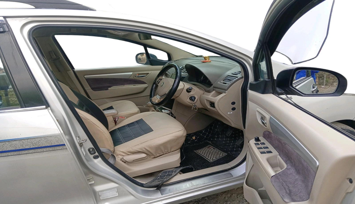 2016 Maruti Ertiga VDI SHVS, Diesel, Manual, 1,45,482 km, interior