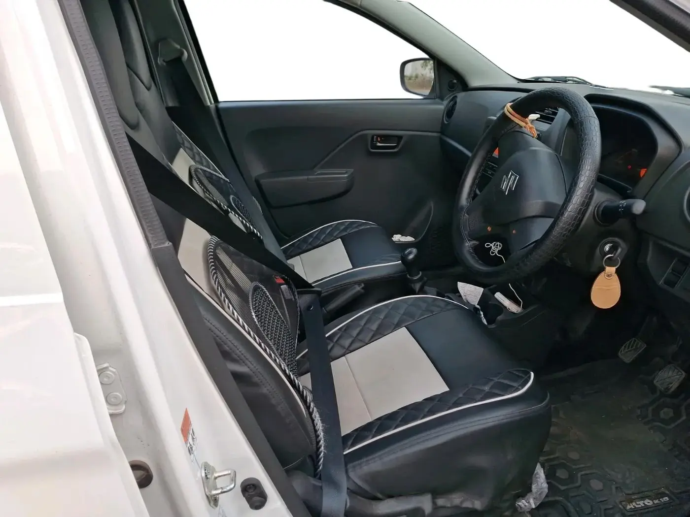 2025 Maruti Alto K10 VXI, Petrol, Manual, 5,001 km, interior