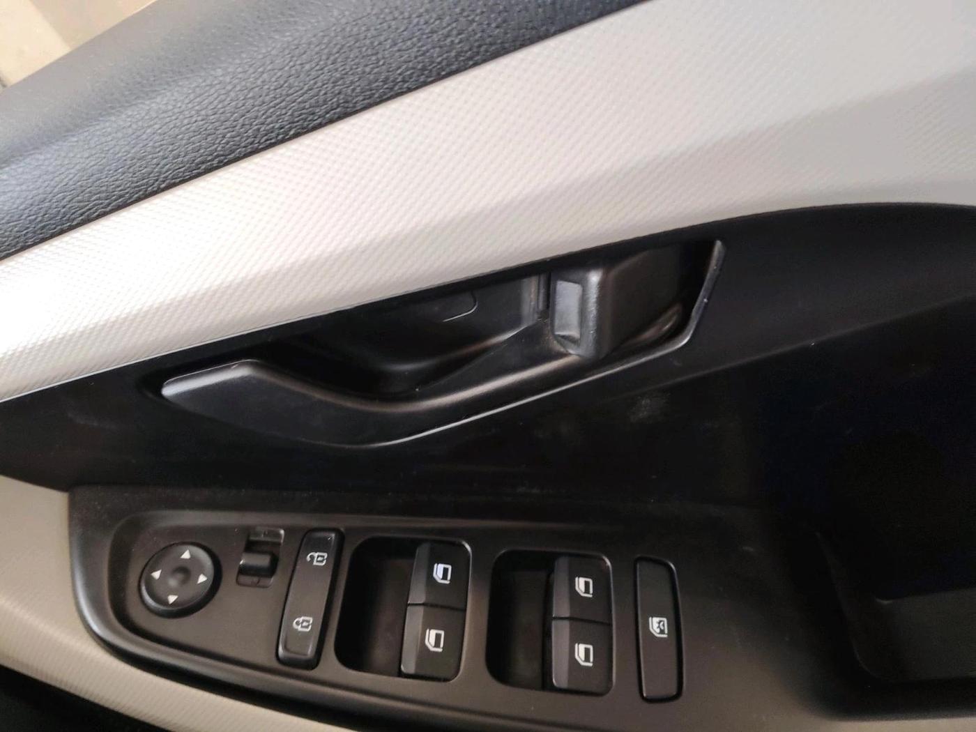2021 Hyundai Creta EX 1.5 PETROL, Petrol, Manual, 52,273 km, interior