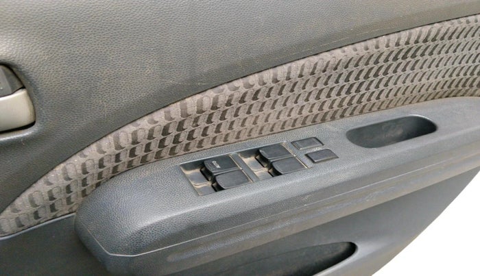 2013 Maruti Ritz VXI, Petrol, Manual, 47,605 km, interior