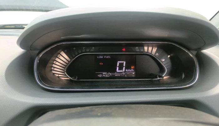 2022 Tata TIGOR XZ PETROL, CNG, Manual, 43,173 km, interior