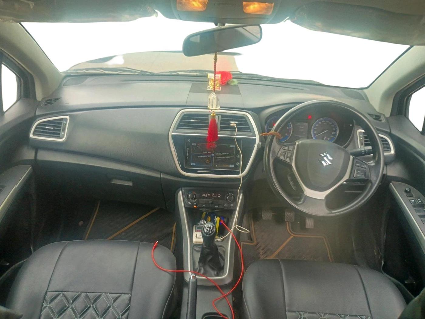 2017 Maruti S Cross ZETA 1.3, Diesel, Manual, 90,635 km, interior