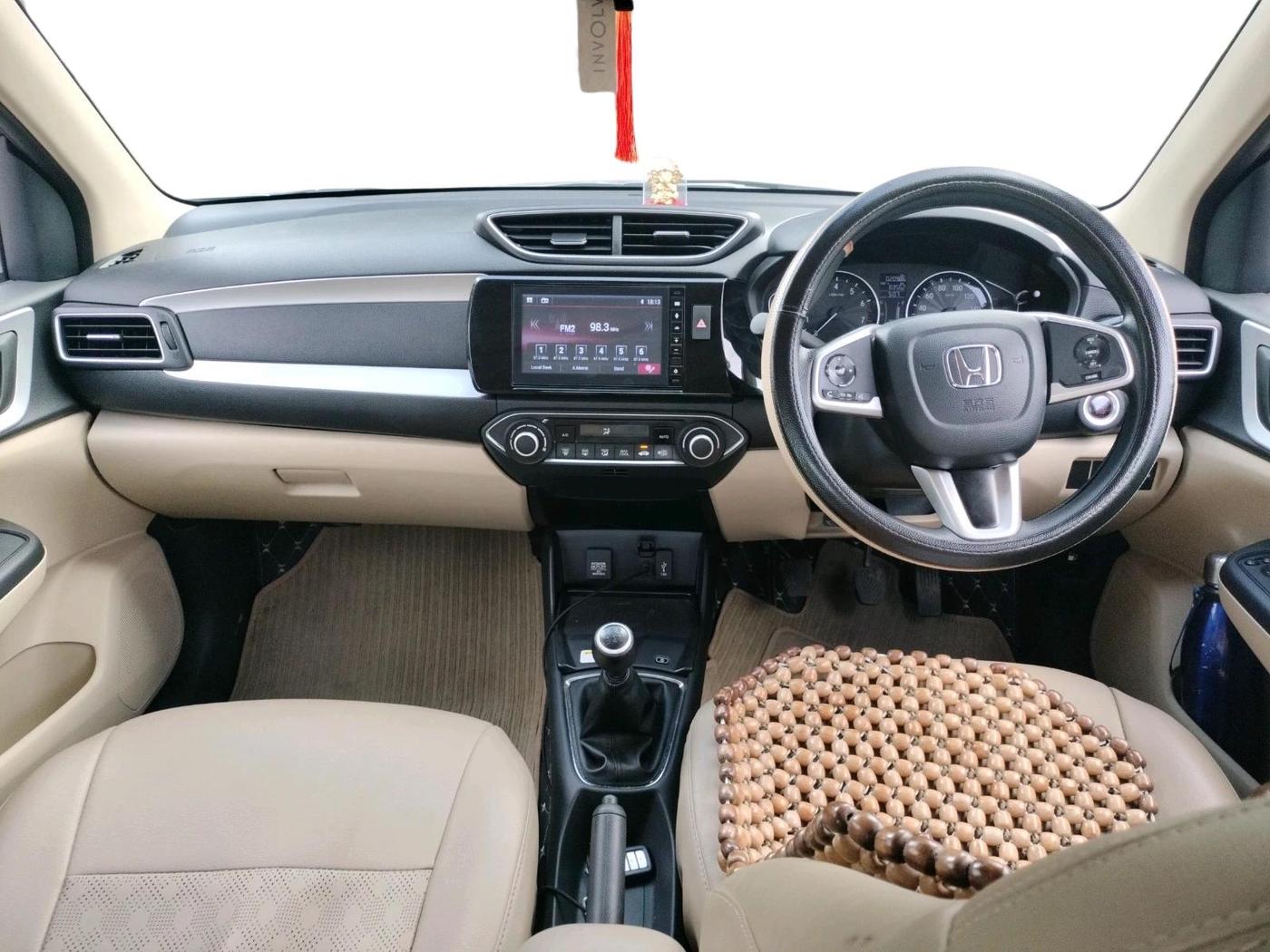 2023 Honda Amaze 1.2L I-VTEC VX, Petrol, Manual, 20,986 km, interior