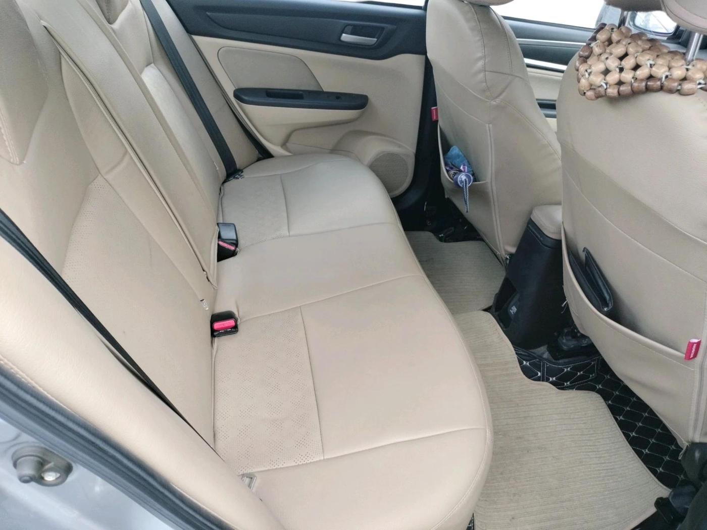 2023 Honda Amaze 1.2L I-VTEC VX, Petrol, Manual, 20,986 km, interior