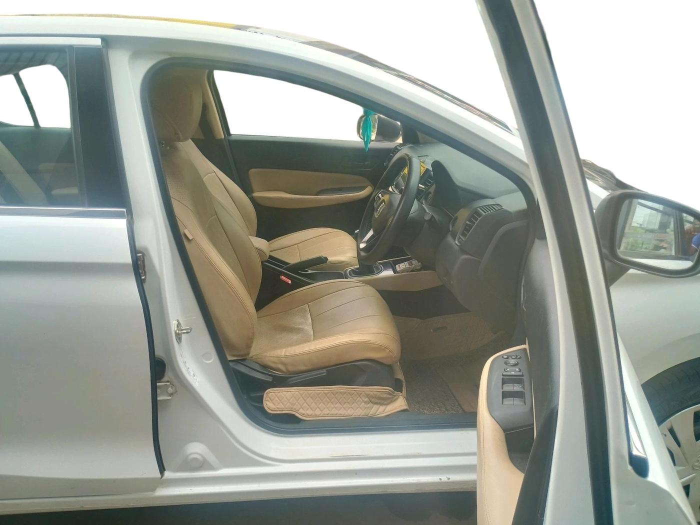 2023 Honda City 1.5L I-VTEC SV, Petrol, Manual, 48,919 km, interior