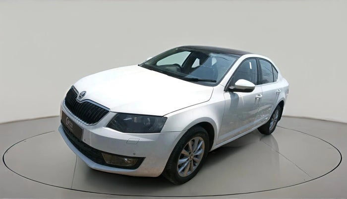 2015 Skoda Octavia ELEGANCE 2.0 TDI AT, Diesel, Automatic, 1,44,813 km, exterior