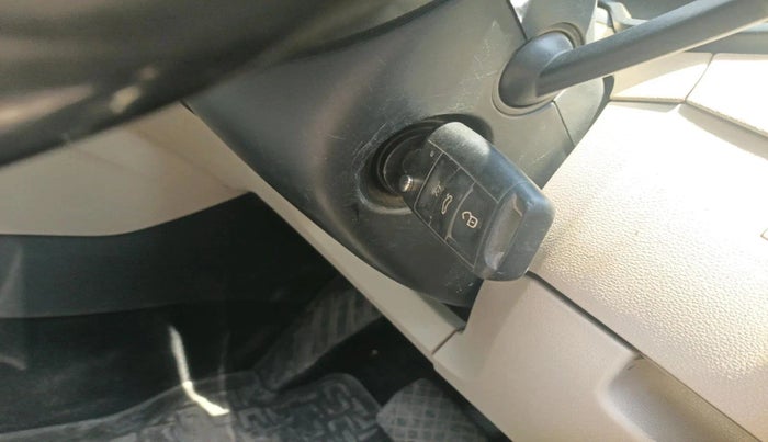 2015 Skoda Octavia ELEGANCE 2.0 TDI AT, Diesel, Automatic, 1,44,813 km, interior