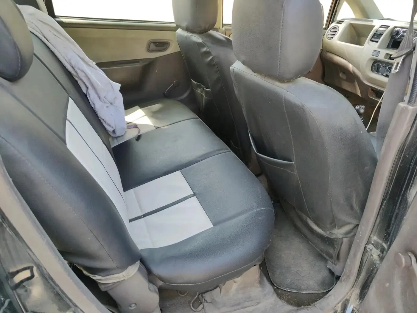 2013 Maruti Zen Estilo LX, Petrol, Manual, 1,29,505 km, interior