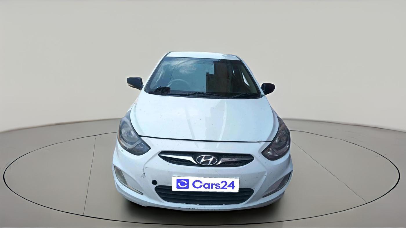 2012 Hyundai Verna FLUIDIC 1.6 CRDI SX, Diesel, Manual, 9,00,001 km, exterior