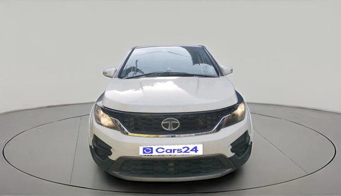 2017 Tata Hexa XMA 4X2 7 STR, Diesel, Automatic, 1,63,867 km, exterior