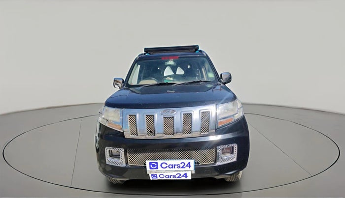 2016 Mahindra TUV300 T6 PLUS, Diesel, Manual, 1,04,402 km, exterior