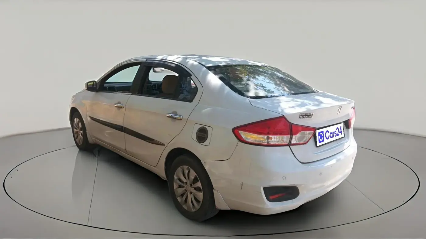 2015 Maruti Ciaz VDI +, Diesel, Manual, 98,888 km, exterior