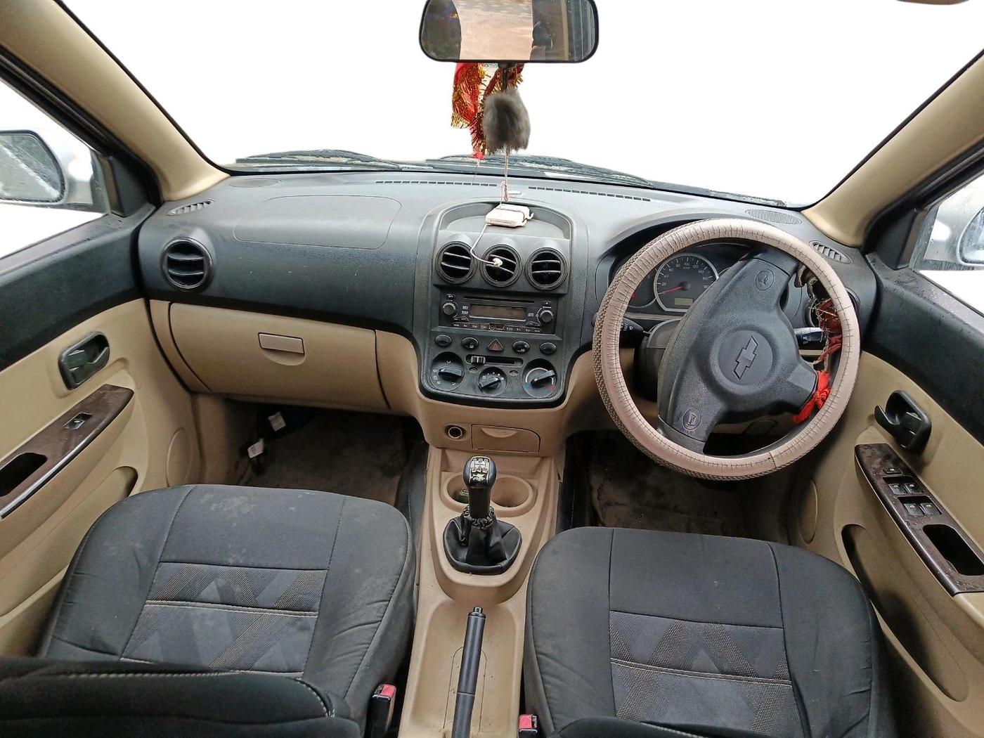 2014 Chevrolet Enjoy 1.3 LT 7 STR, Diesel, Manual, 1,07,503 km, interior