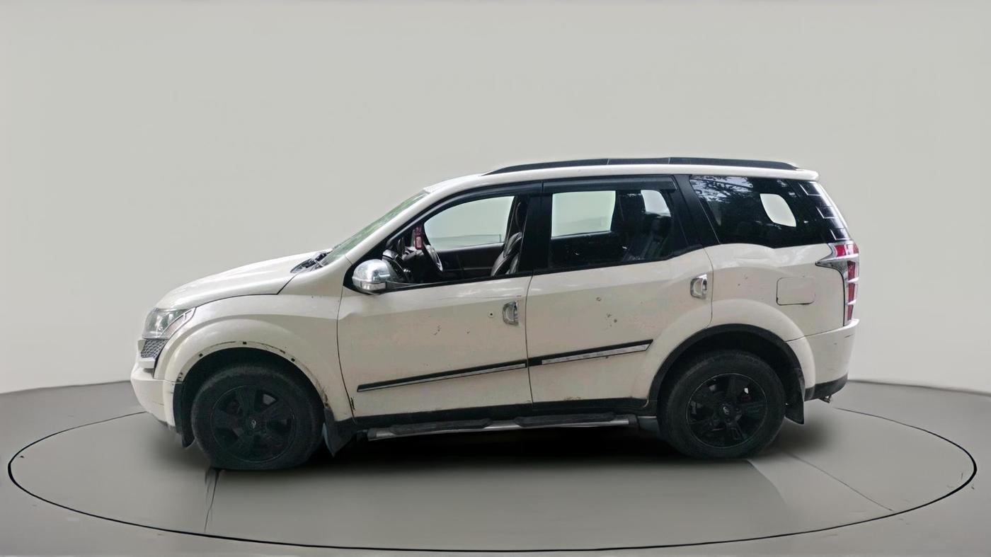 2012 Mahindra XUV500 W8, Diesel, Manual, 84,271 km, exterior