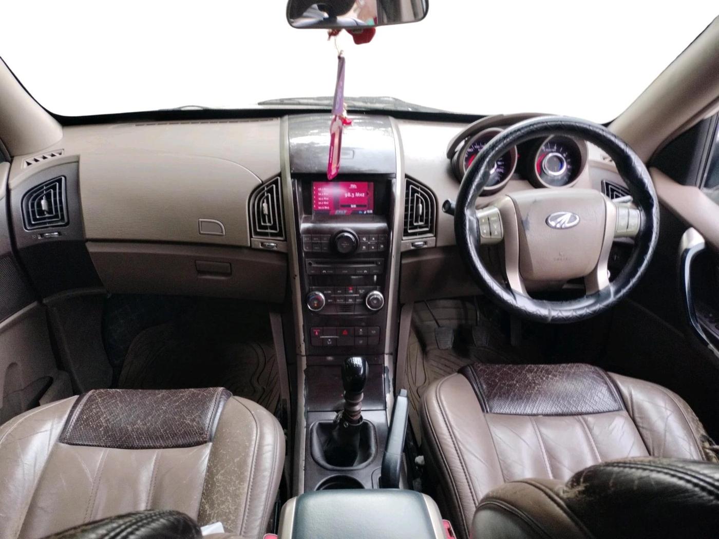 2012 Mahindra XUV500 W8, Diesel, Manual, 84,271 km, interior