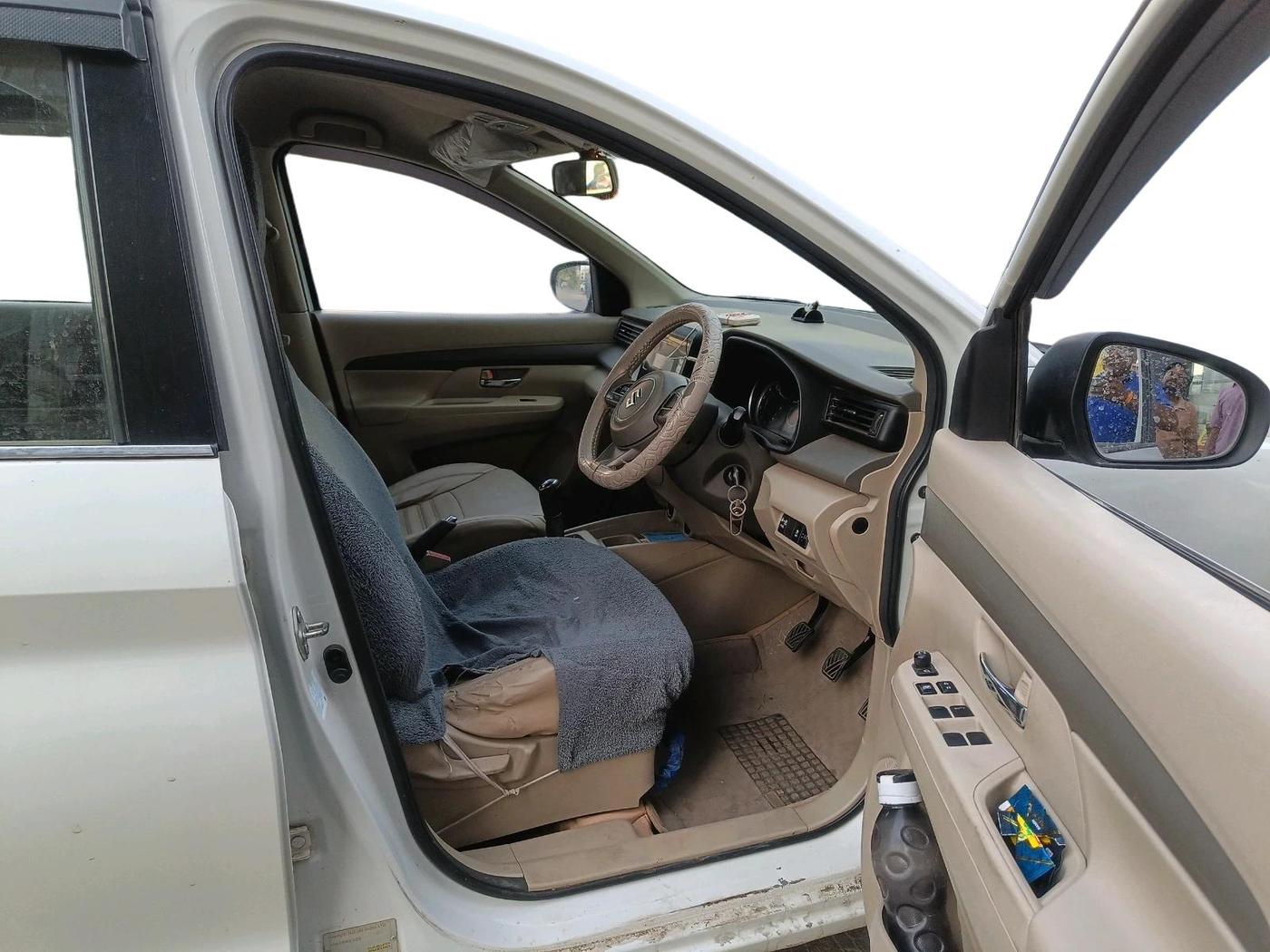 2023 Maruti Ertiga   VXI (O) CNG, CNG, Manual, 96,498 km, interior