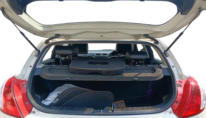 2011 Maruti Swift VDI, Diesel, Manual, 1,25,000 km, exterior