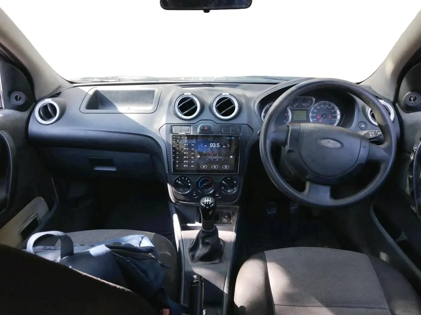 2014 Ford Fiesta AMBIENTE DIESEL, Diesel, Manual, 88,090 km, interior