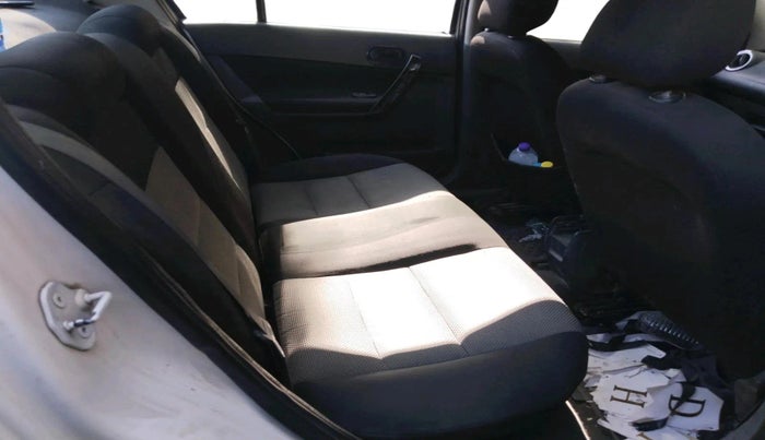 2014 Ford Fiesta AMBIENTE DIESEL, Diesel, Manual, 88,076 km, interior