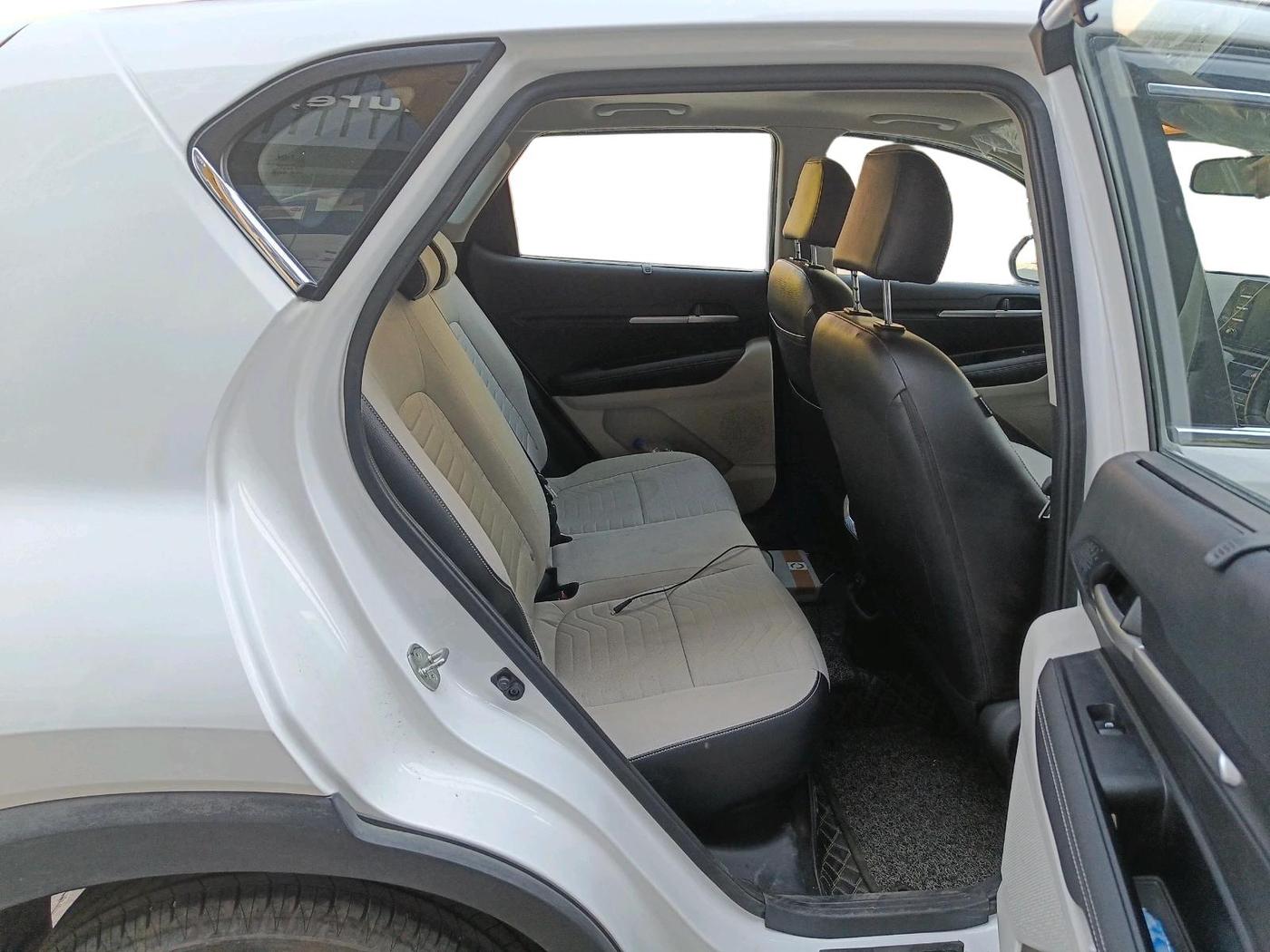 2023 KIA SONET HTX 1.0 IMT, Petrol, Manual, 8,503 km, interior