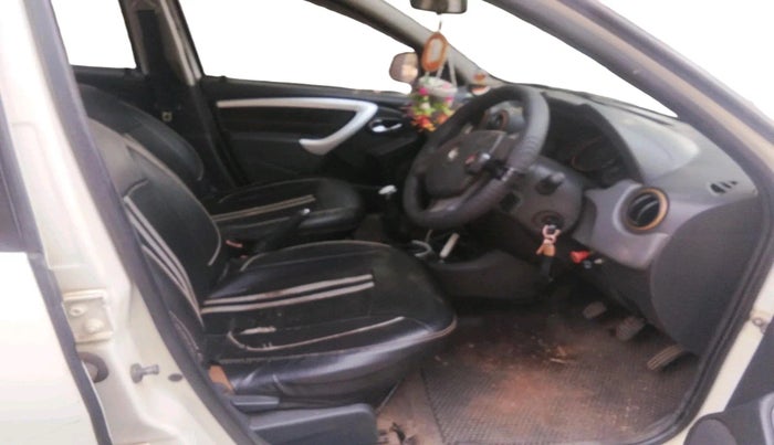 2015 Renault Duster 85 PS RXL DIESEL, Diesel, Manual, 1,22,351 km, interior