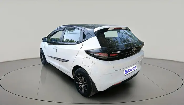 2021 Tata ALTROZ XE PETROL, CNG, Manual, 1,12,927 km, exterior