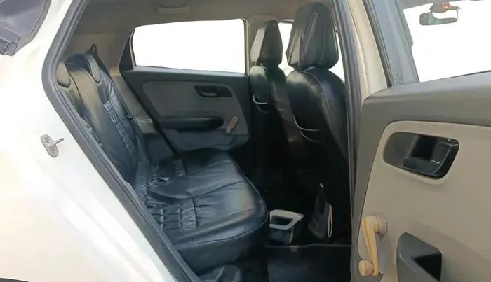 2021 Tata ALTROZ XE PETROL, CNG, Manual, 1,12,927 km, interior