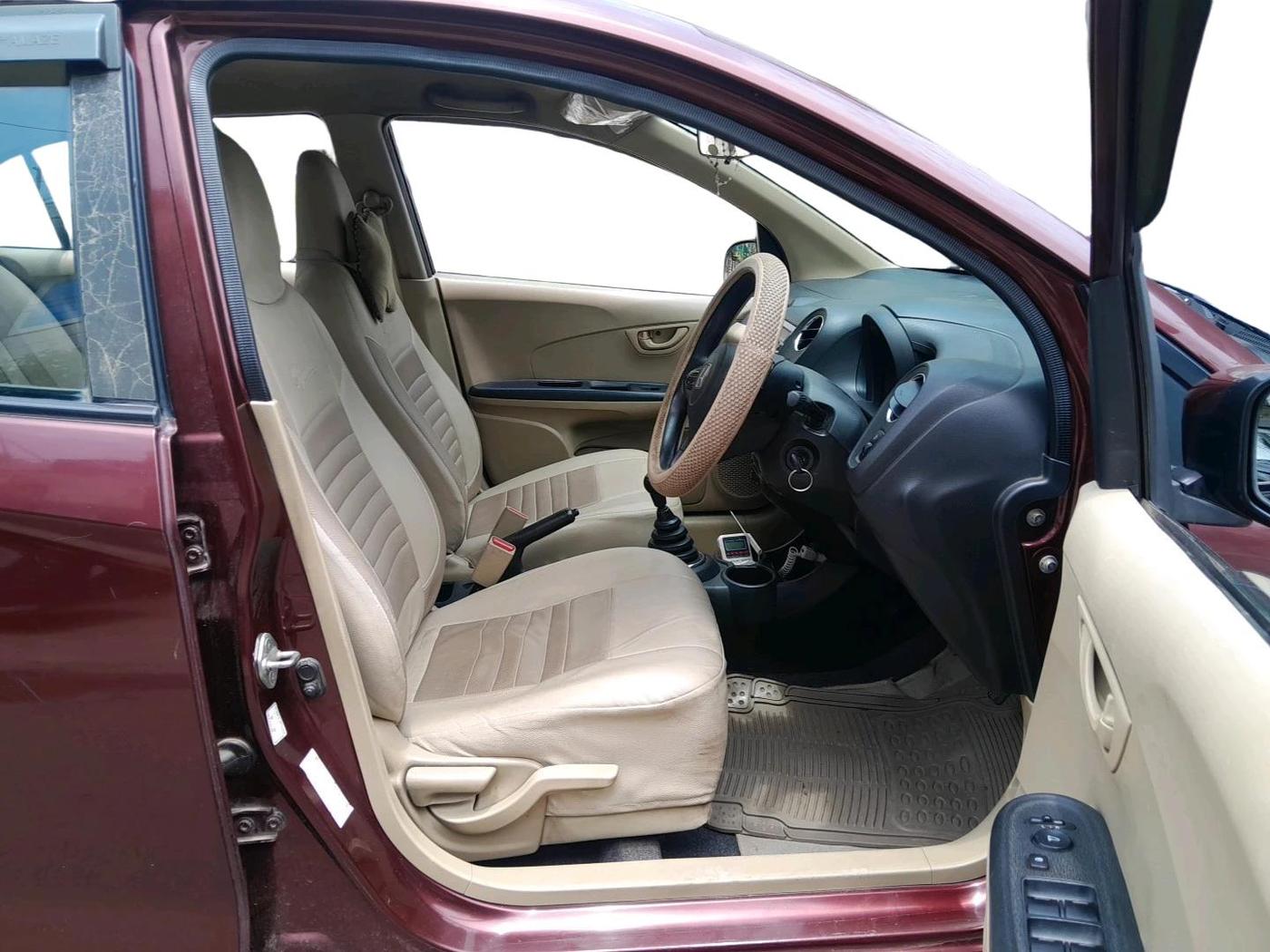 2014 Honda Amaze 1.2L I-VTEC S, Petrol, Manual, 79,739 km, interior