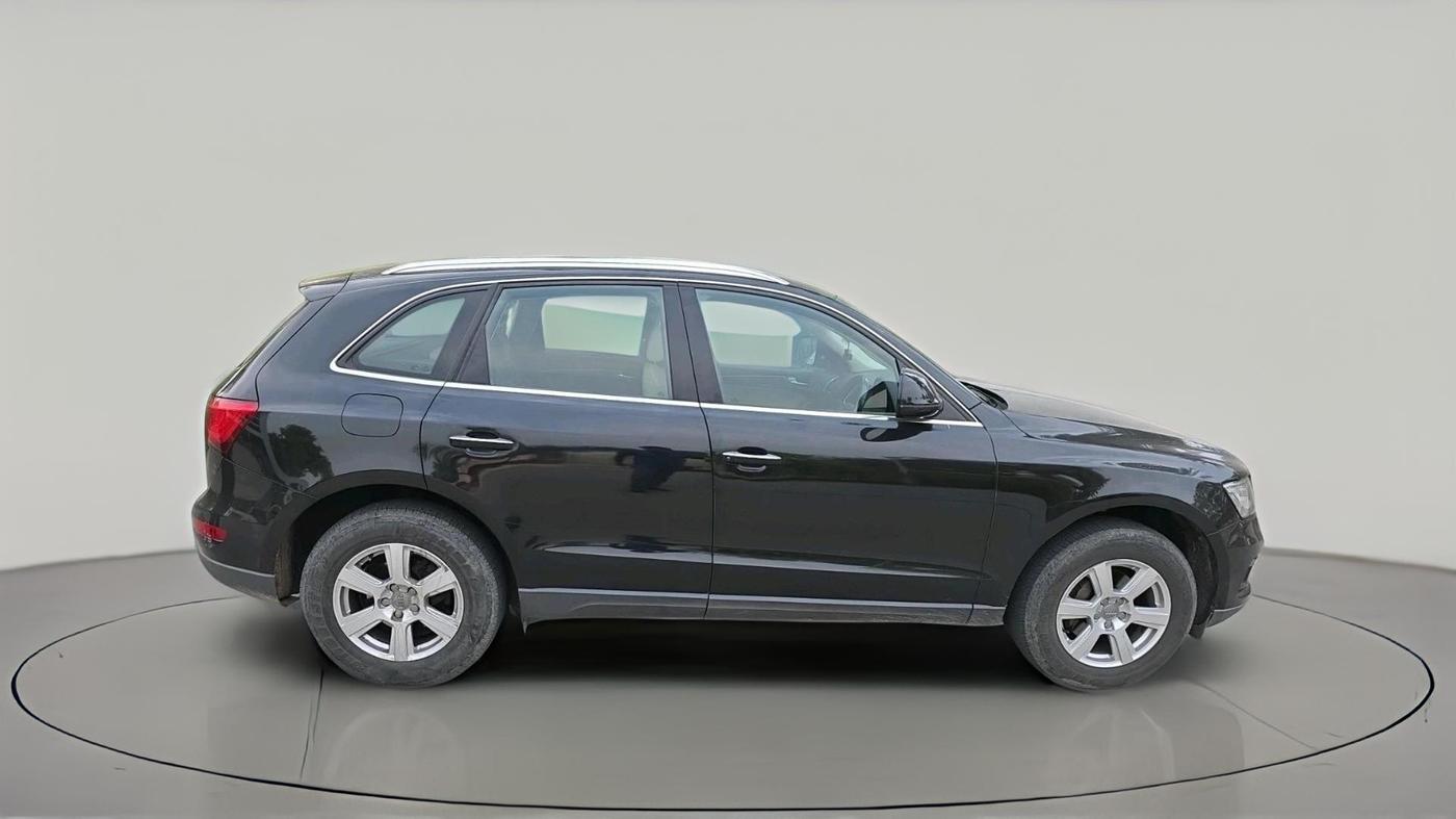 2015 Audi Q5 30 TDI PREMIUM, Diesel, Automatic, 1,03,766 km, exterior