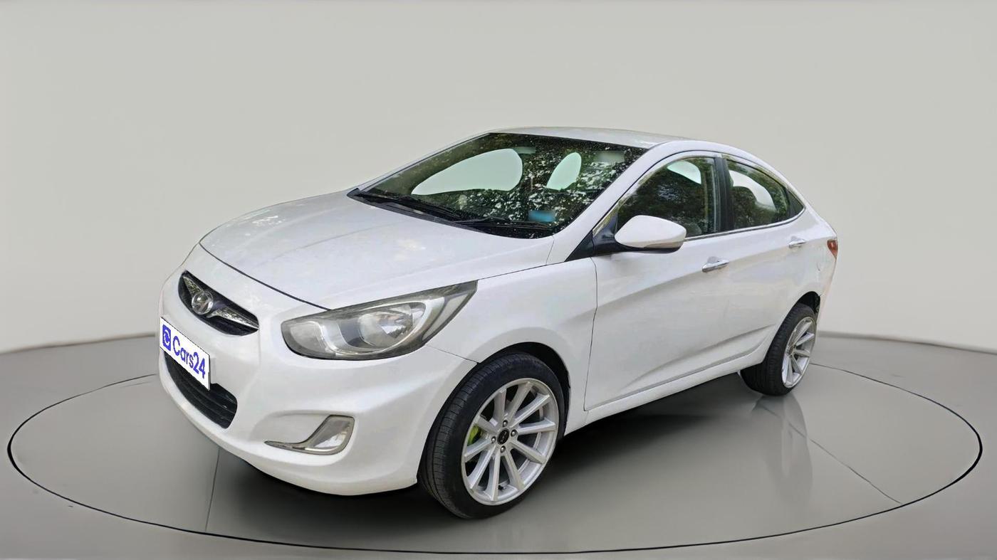 2014 Hyundai Verna FLUIDIC 1.6 CRDI SX, Diesel, Manual, 1,43,621 km, exterior