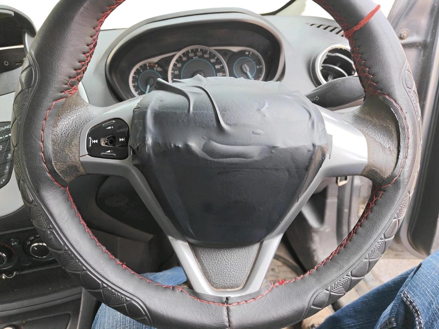 2015 Ford New Figo TREND 1.5L DIESEL, Diesel, Manual, 90,460 km, interior