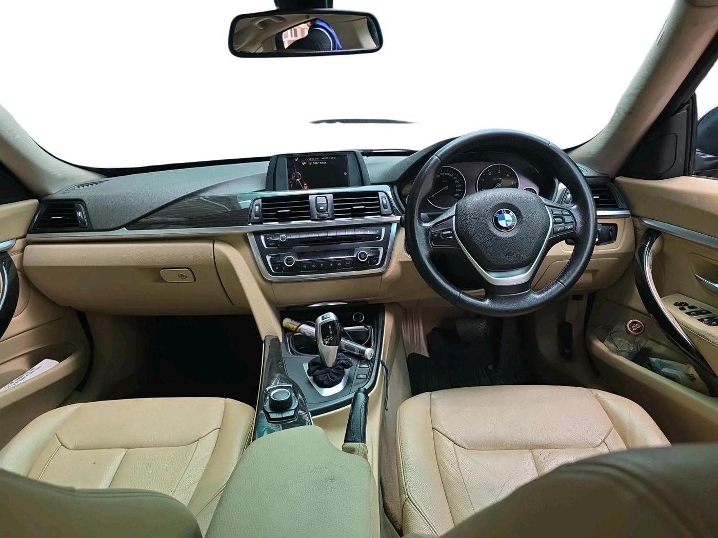 2015 BMW 3 Series 320D GT LUXURY LINE, Diesel, Automatic, 96,716 km, interior