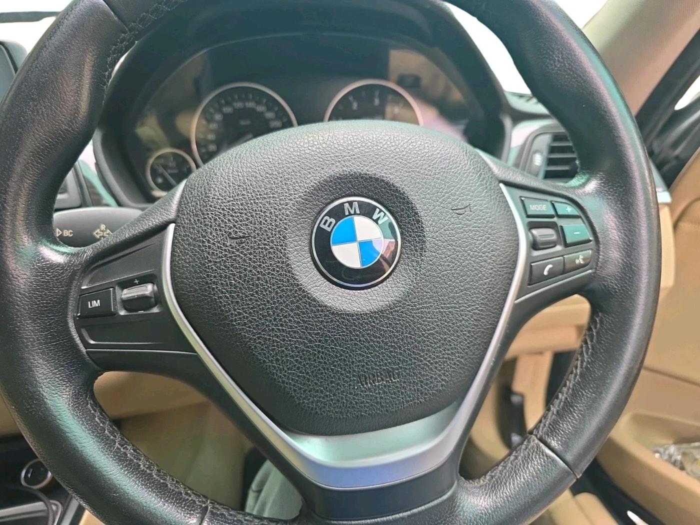 2015 BMW 3 Series 320D GT LUXURY LINE, Diesel, Automatic, 96,716 km, interior