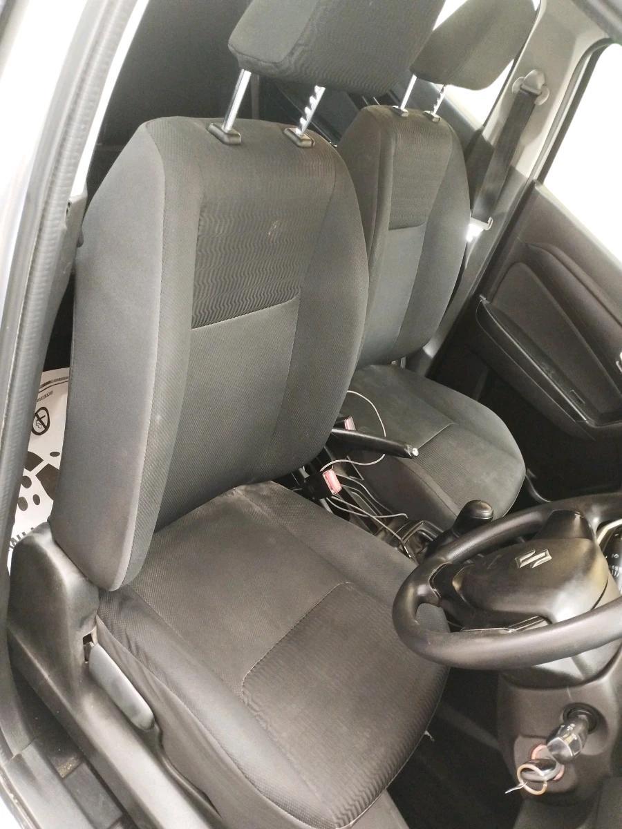 2021 Maruti Vitara Brezza LXI, Petrol, Manual, 29,975 km, interior