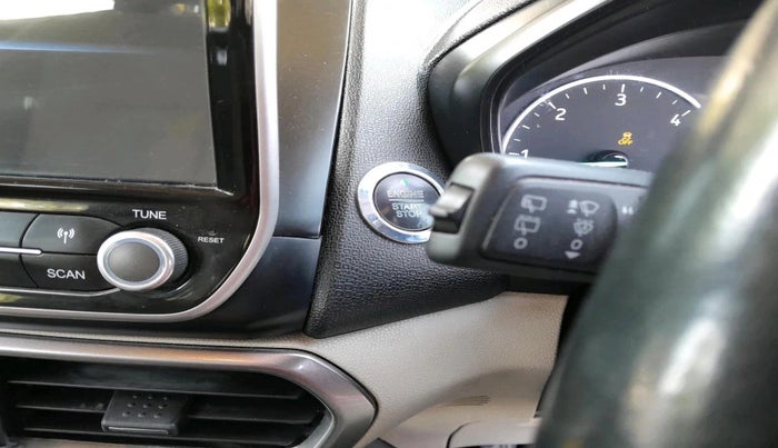 2019 Ford Ecosport TITANIUM + 1.5L DIESEL, Diesel, Manual, 1,05,365 km, interior