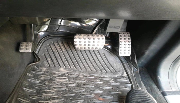 2011 Mercedes Benz Ml Class 350 CDI, Diesel, Automatic, 1,79,776 km, interior