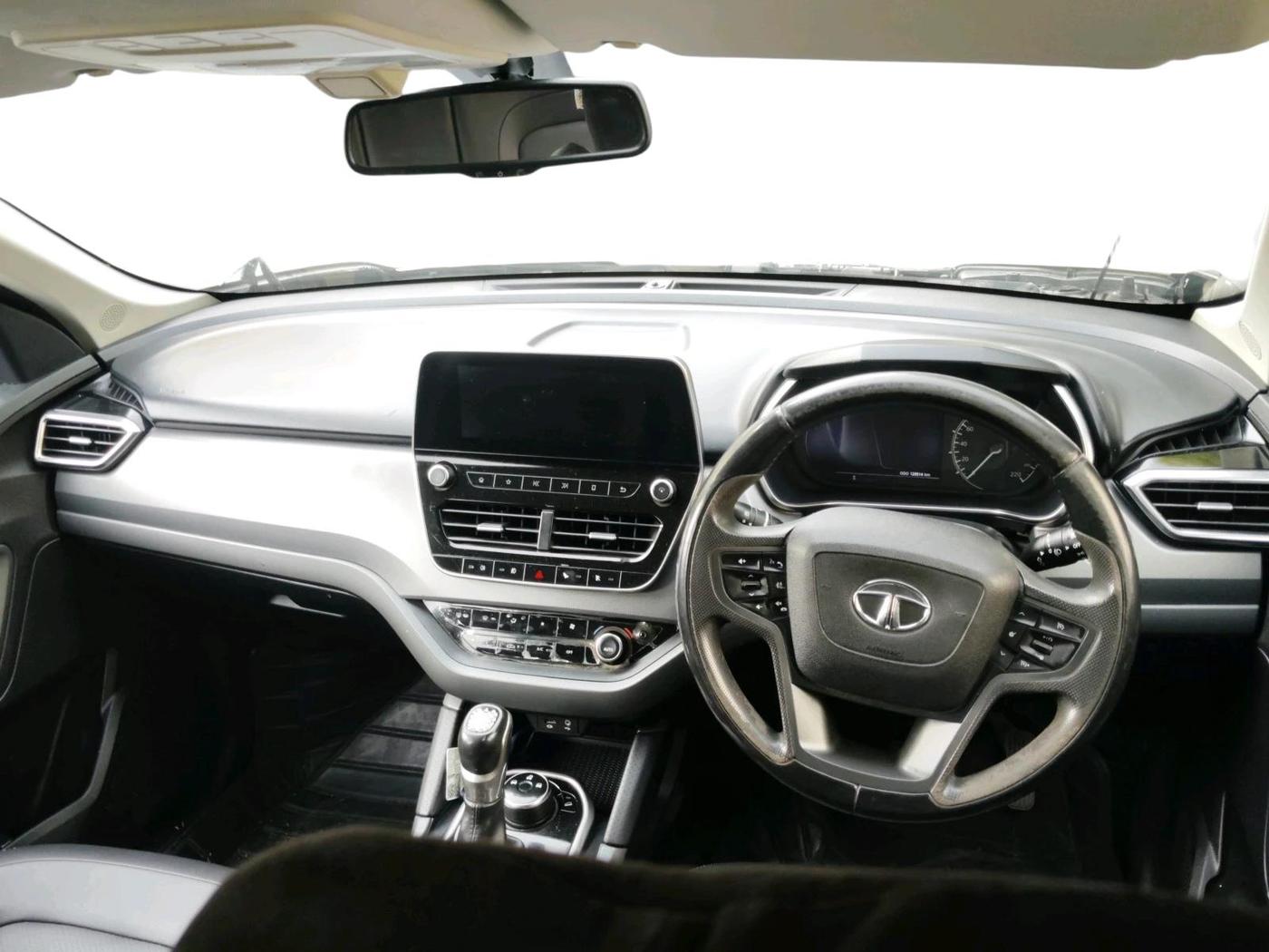 2021 Tata Harrier XZA PLUS 2.0L DARK EDITION, Diesel, Automatic, 1,28,514 km, interior