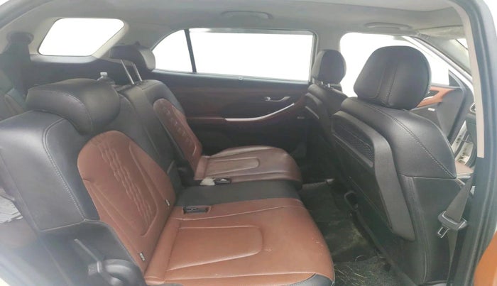 2022 Hyundai ALCAZAR PLATINUM(O) 7STR 1.5 AT, Diesel, Automatic, 60,251 km, interior