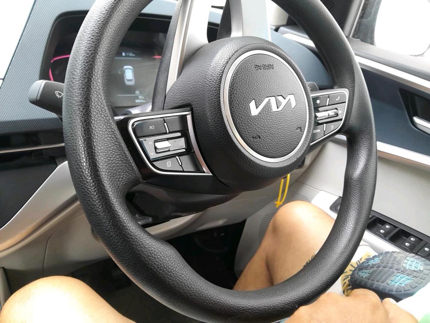 2024 KIA CARENS Premium (O) 1.5 Petrol 7 STR, Petrol, Manual, 6,804 km, interior