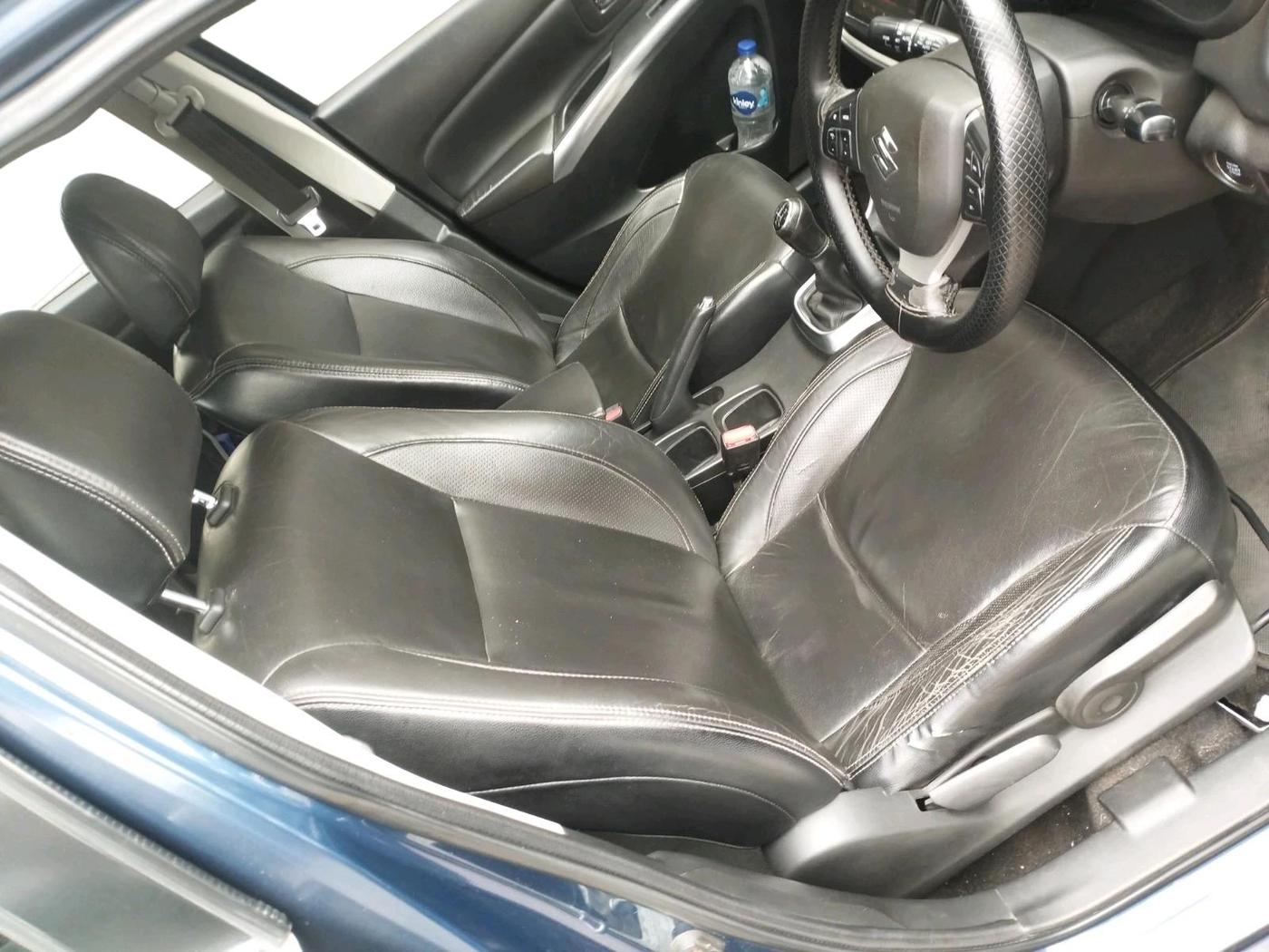 2017 Maruti S Cross ALPHA 1.3, Diesel, Manual, 2,44,026 km, interior