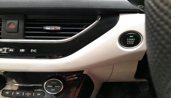 2022 Tata NEXON XZ PLUS PETROL, Petrol, Manual, 25,519 km, interior