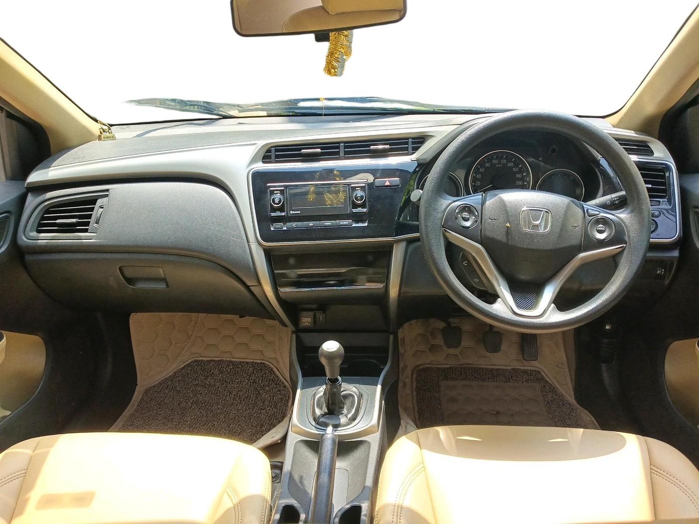 2016 Honda City 1.5L I-DTEC SV, Diesel, Manual, 80,105 km, interior