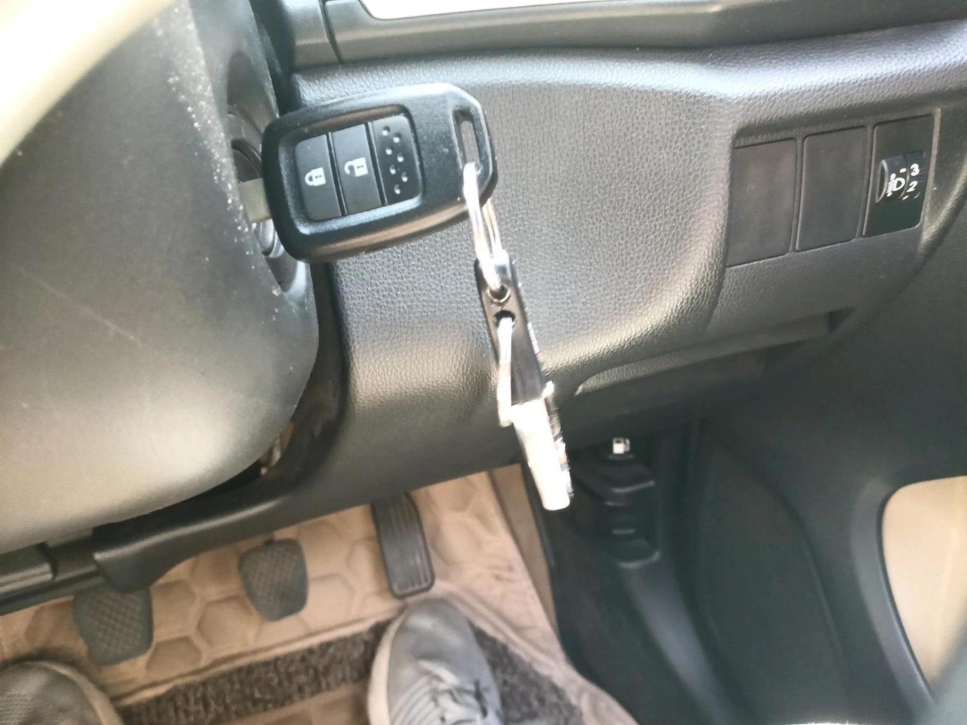 2016 Honda City 1.5L I-DTEC SV, Diesel, Manual, 80,105 km, interior