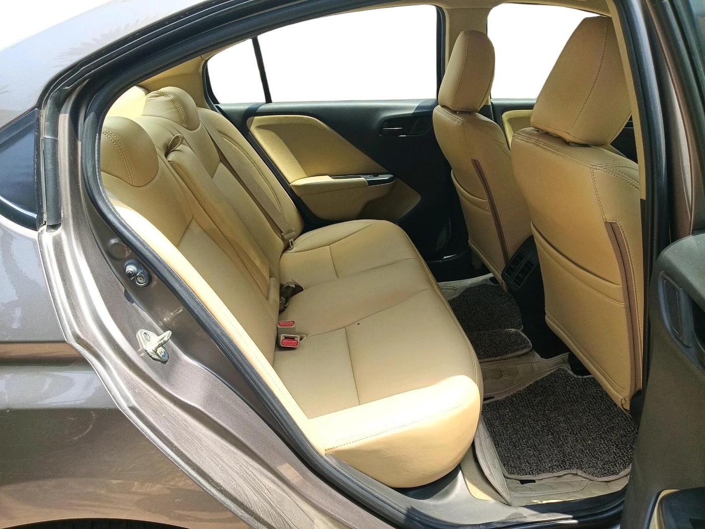 2016 Honda City 1.5L I-DTEC SV, Diesel, Manual, 80,105 km, interior