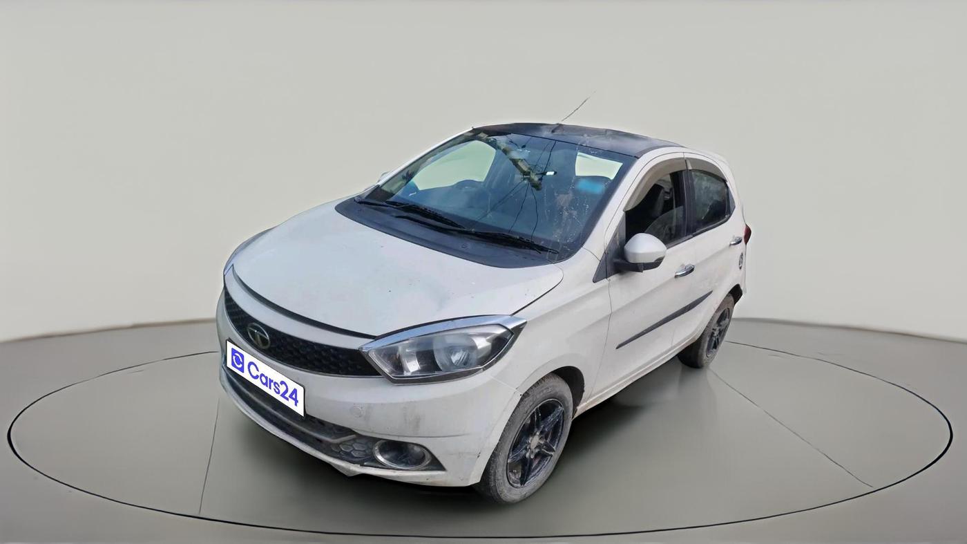 2017 Tata Tiago XZ PETROL, CNG, Manual, 76,613 km, exterior