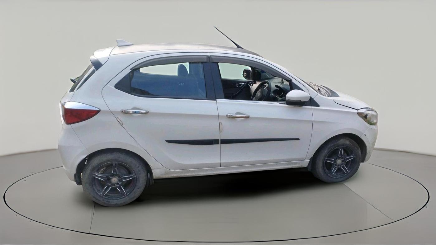 2017 Tata Tiago XZ PETROL, CNG, Manual, 76,613 km, exterior