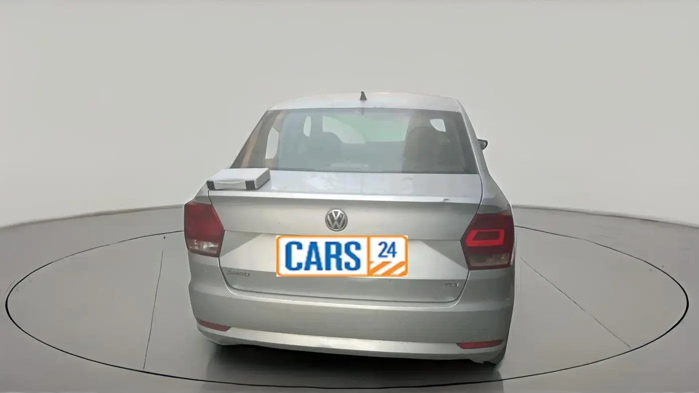 2017 Volkswagen Ameo COMFORTLINE 1.5L, Diesel, Manual, 1,10,793 km, exterior