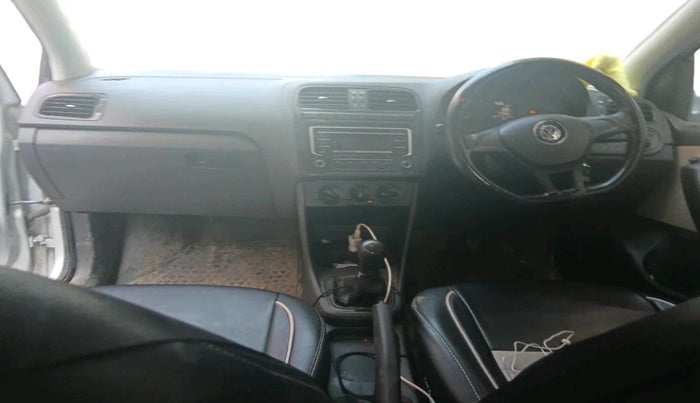 2017 Volkswagen Ameo COMFORTLINE 1.5L, Diesel, Manual, 1,10,793 km, interior